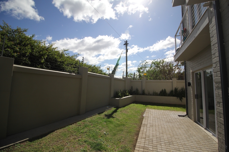 2 Bedroom Property for Sale in Hartenbos Central Western Cape